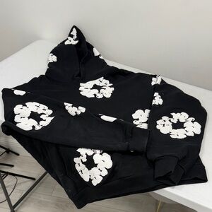 Denim Tears Cotton Wreath Sweatshirt Men’s XXL gently used